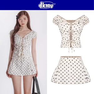 Set đồ nữ áo kiểu và chân váy chữ A DKMV hoạ tiết chấm bi thiết kế nhún bèo phối dây thắt nơ Jiyoung Set | K-SET9