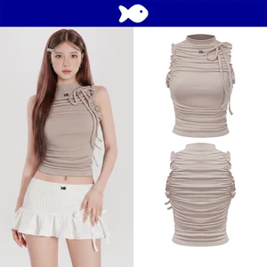 Áo thun cổ cao sát nách croptop nữ DKMV hoạ tiết nhún phối viền bèo cột nơ vai điệu đà màu nâu Kansai Top | K-T19-N