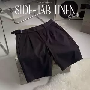 Quần short đũi SIDE-TAB LINEN SHORTS TORANO basic, có quai nhê thanh lịch và hiện đại FSBI004