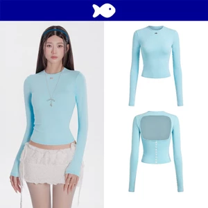 Áo dài tay ôm body nữ khoét lưng DKMV phối hàng cúc chạy dọc thân sau lưng điệu đà màu xanh logo cá Kyoto Top | K-T74-X