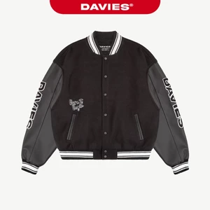 Áo varsity nỉ đen tay phối da nút bấm DAVIES hình thêu nổi cổ phối viền lót dù Statement Bomber Varsity Jacket | D-AK13