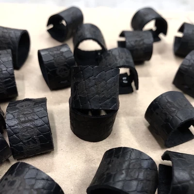 NHẪN DA *OUTBREAK LEATHER RINGS*