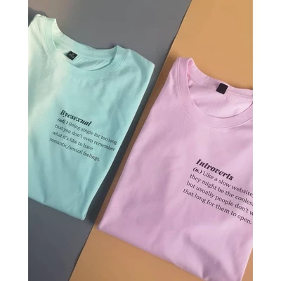 Áo thun unisex in quote Introverts