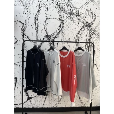 Áo nỉ “TVD PLUS SWEATER”