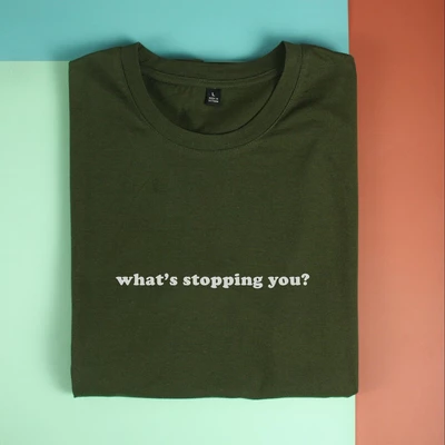 Áo thun tay ngắn unisex Chodole cho cả nam và nữ, chất liệu vải cotton in chữ What's stopping you? (nhiều màu)
