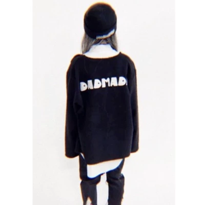Áo Khoác: BACK LOGO CARDIGAN