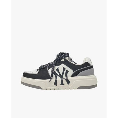 MLB - Giày sneakers unisex cổ thấp Chunky Liner_3ASXCSD4N-50BKS