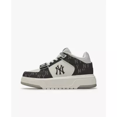 MLB - Giày sneakers unisex cổ thấp Chunky Liner Denim Monogram_3ASXMDM6N-50BKS