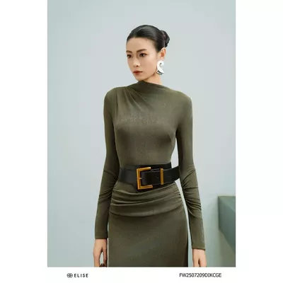 Đầm thun xanh rêu nhún vai eo thiết kế Elise mã FW2507209DIKCGE