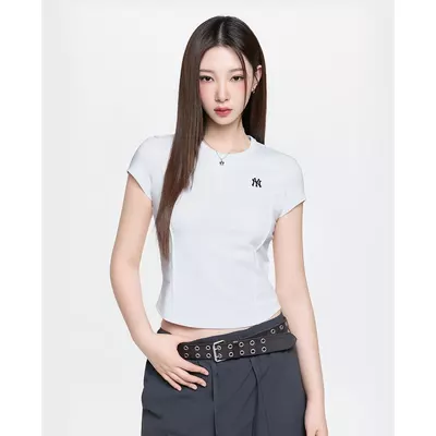 MLB - Áo thun nữ cổ tròn tay ngắn phom ôm_3FTSB1163-50WHS