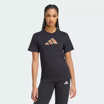 adidas Phong cách sống ÁO THUN DÁNG CHUẨN GRAPHIC HOA Nữ Đen KT2766