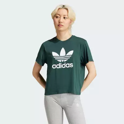 adidas Phong cách sống Áo Thun Boxy Ba Lá Adicolor Nữ màu xanh lá IY4687