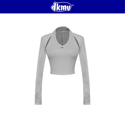 Áo croptop kiểu cổ yếm kèm khoác DKMV thiết kế hở lưng phối logo cá inox xinh xắn màu xám Gwyneth Set | K-SET7-T-X