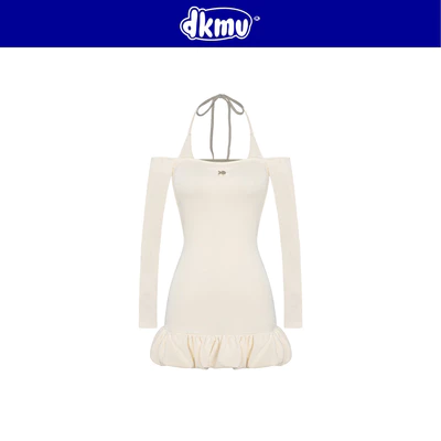 Đầm trễ vai tay dài cột dây cổ yếm DKMV màu kem ngắn dáng ôm phối bí đính logo cá inox xinh xắn Ye Ji Dress | K-D31-K