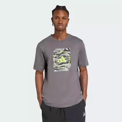 adidas Phong cách sống Áo Thun Graphic Rằn Ri Nam Xám KB7317
