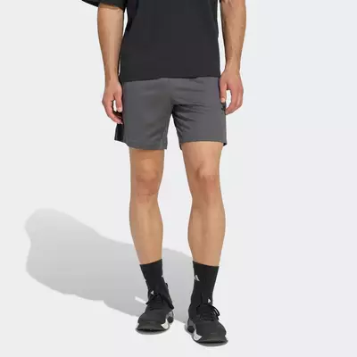 adidas Gym & Training QUẦN SHORT PIQUE CƠ BẢN 3 GẠCH WORKOUT ESSENTIALS 7 inch Nam Xám KD0695