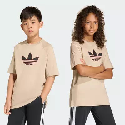 adidas Phong cách sống ÁO THUN DÁNG RỘNG GRAPHIC BA LÁ Trẻ em Be KE2874