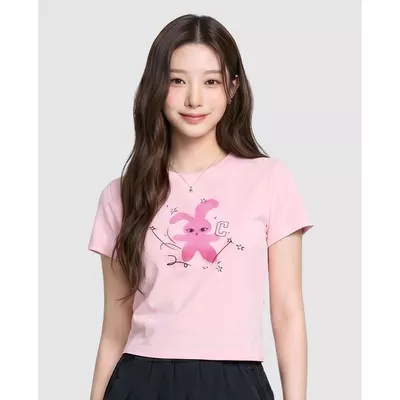 MLB - Áo croptop nữ cổ tròn tay ngắn in họa tiết_3FTSN0564-45PKL