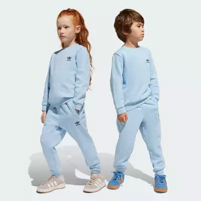 adidas Phong cách sống Set Áo Cổ Tròn Trẻ Em Trẻ em Màu xanh da trời JI5815