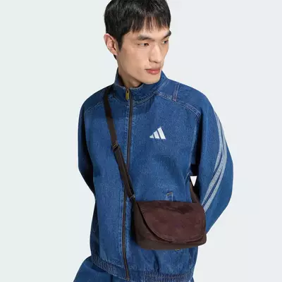 adidas Phong cách sống Túi Đeo Chéo Soft Lux Unisex nâu KU9679
