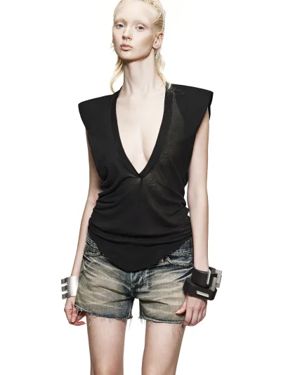 SLEEVELESS PLUNGE TOP