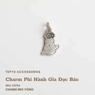 Charm Phi Hành Gia Đọc Báo