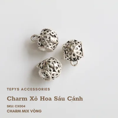 Charm Xỏ Hoa Sáu Cánh
