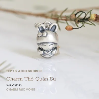 Charm Thỏ Quân Sự