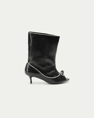 Bold Line Boot Heels