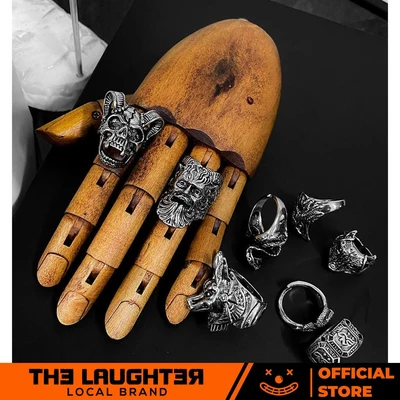 Local brand FREESIZE RINGS - Nhẫn Hip Hop Titan