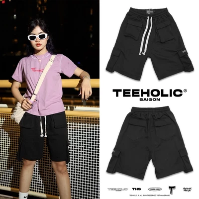 Quần Short Túi Hộp Unisex TEEHOLIC Màu Đen