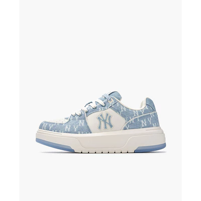 MLB - Giày sneakers unisex cổ thấp Chunky Liner Denim Monogam_3ASXS015N-50BLS
