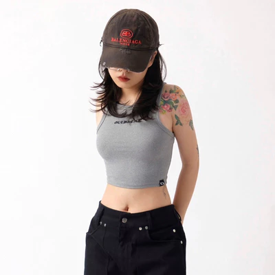 OUTBREAK - ÁO CROPTOP *EMBROIDERED CROPTOP*