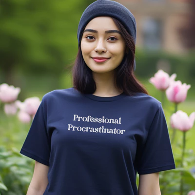 Áo thun cặp đôi unisex cotton 100% in chữ Professional Procrastinator