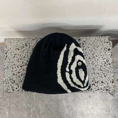 EMBRODY NÓN LEN DỆT HOẠ TIẾT ĐÍNH KHUYÊN