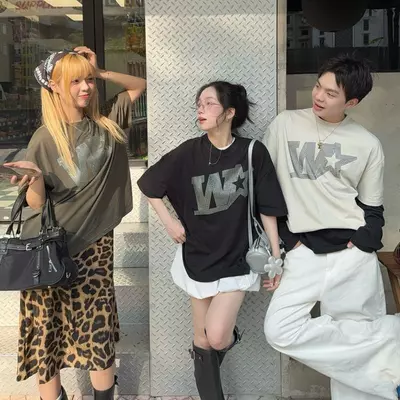 [SRPING SS25] RUBY WSTAR TSHIRT  - Áo thun ngôi sao đính đá Whose Studio