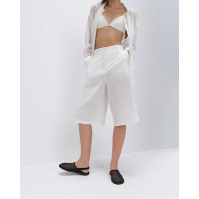 HIGHCHIC - LINEN BERMUDA SHORT- QUẦN SHORT TRẮNG LINEN - KIỂU DÁNG SANG TRỌNG