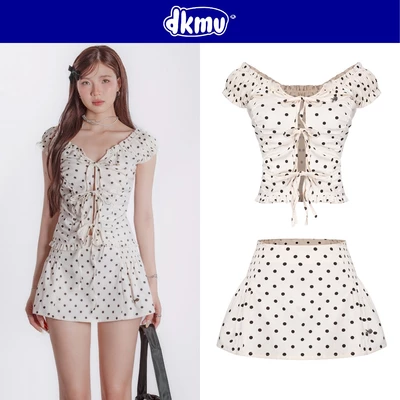 Set đồ nữ áo kiểu và chân váy chữ A DKMV hoạ tiết chấm bi thiết kế nhún bèo phối dây thắt nơ Jiyoung Set | K-SET9