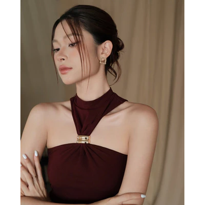 RUBIES Jane Top - Áo Thun Nữ Dáng Ôm Sát Nách Cổ Yếm
