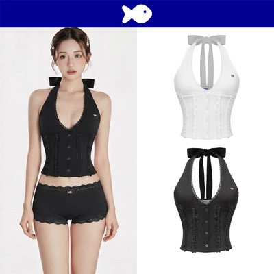 Áo cổ yếm hở lưng buộc nơ DKMV dáng croptop viền phối ren đính dải bèo dọc thân đáng yêu logo cá Sloane Top | K-T56