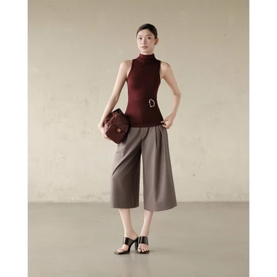 RUBIES Wincy Top - Áo Thun Nữ Dáng Ôm Sát Nách Cổ Lọ