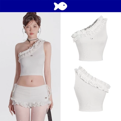 Áo lệch 1 bên vai viền bèo DKMV dáng croptop ôm dáng yêu màu trắng thiết kế logo inox Cá Larissa Set | K-SET6-T-T