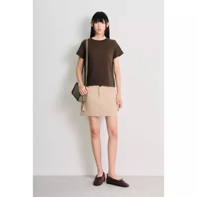 LIBÉ WORKSHOP - Chân váy khaki ngắn trên gối màu be 7609