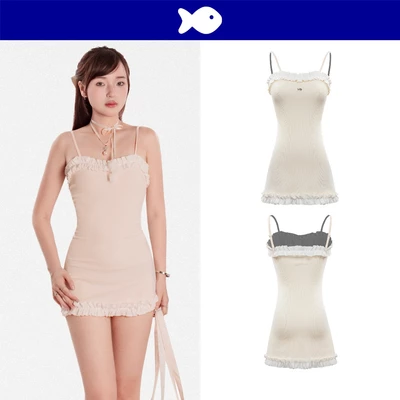 Váy 2 dây ngắn kiểu viền bèo nhún DKMV màu kem chữ A dáng ôm thiết kế logo hình Cá đáng yêu Lolita Dress| K-D9-K