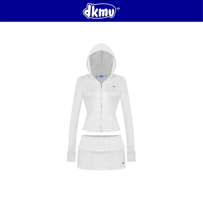 Set váy áo khoác ôm dáng nhún chun DKMV có mũ thun rib mềm mại đính logo cá inox điệu đà màu xám Blair Set | K-SET21-X