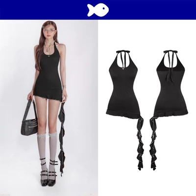 Đầm kiểu nữ ôm dáng ngắn lệch tà DKMV cổ yếm hở lưng màu đen phối viền béo trắng kèm quần trong Nayeon Dress | K-D19-D