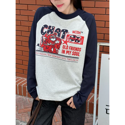 TheGlam CHÍNH HÃNG - Áo Thun Tay Dài Raglan UNISEX “OLD FRIENDS” Màu Xám/Navy - TS06-05