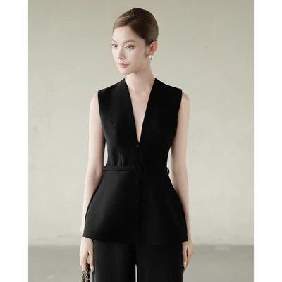 RUBIES Quinny Top - Áo Kiểu Nữ Vải Nữ Hoàng Dáng Peplum Sát Nách Cổ Tim V