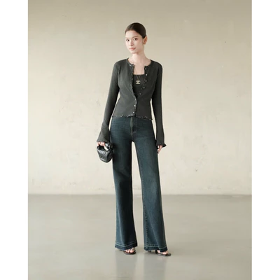 RUBIES Ryan Jeans - Quần Dài Nữ Vải Jean Mềm Cạp Trễ Ống Suông Đứng