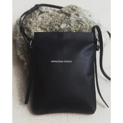 HYPNOTISM | "COMPACT LEATHER BAG" Túi Đeo Chéo Bao Tử Da Trơn Nam Nữ Phong Cách Basic